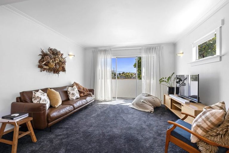 Photo of property in 26 Mclean Street, Strandon, New Plymouth, 4312