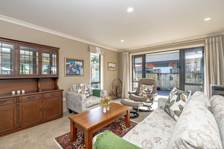 Photo of property in 10 Walnut Grove, Whakatane, 3120