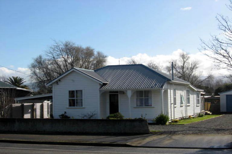 Photo of property in 245 High Street North, Carterton, 5713