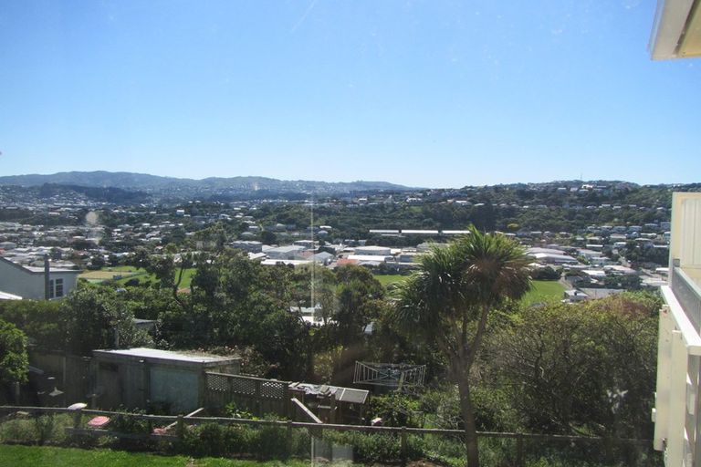 Photo of property in 43a Nevay Road, Miramar, Wellington, 6022