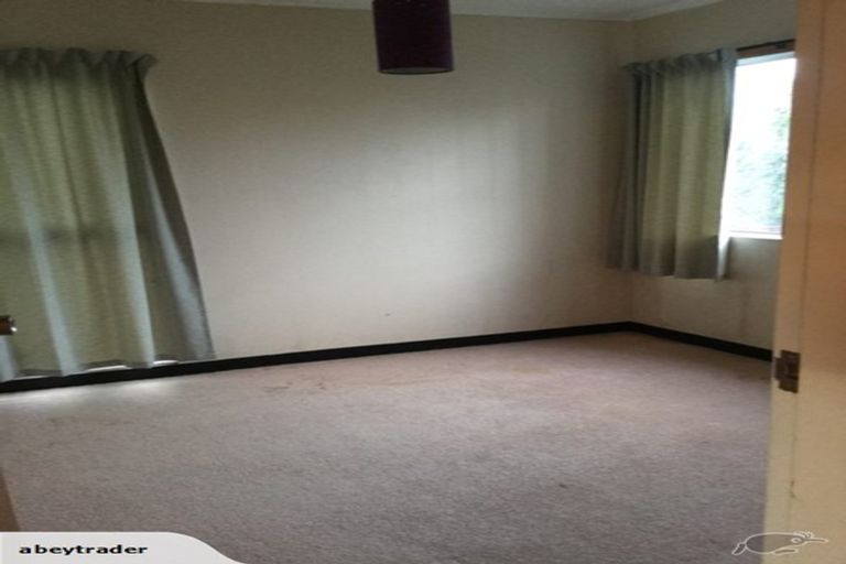 Photo of property in 150a Dowse Drive, Maungaraki, Lower Hutt, 5010