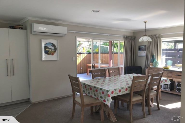 Photo of property in 4d Wells Avenue, Mount Maunganui, 3116