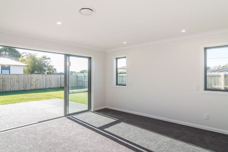 Photo of property in 12 Christow Court, Paraparaumu, 5032