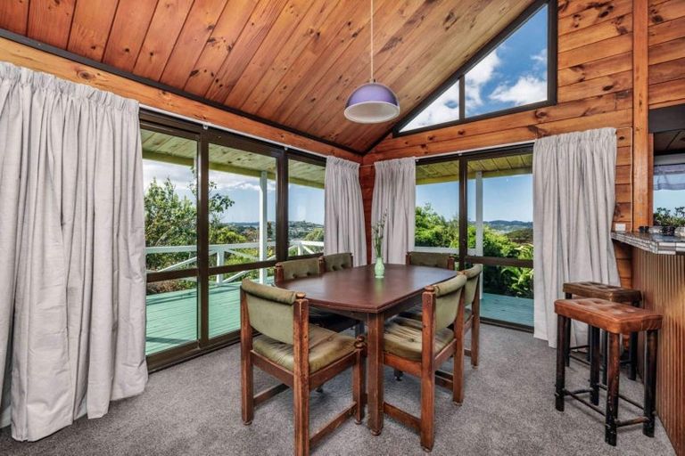 Photo of property in 2 Tui Grove, Paihia, 0200
