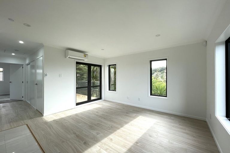 Photo of property in 8/7 Glen Road, Ranui, Auckland, 0612