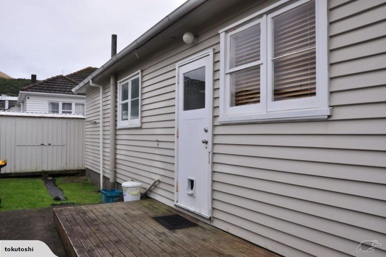 Photo of property in 79 Broderick Road, Johnsonville, Wellington, 6037