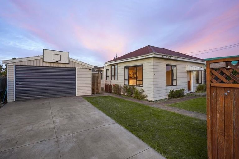 Photo of property in 1/39 Richill Street, Belfast, Christchurch, 8051