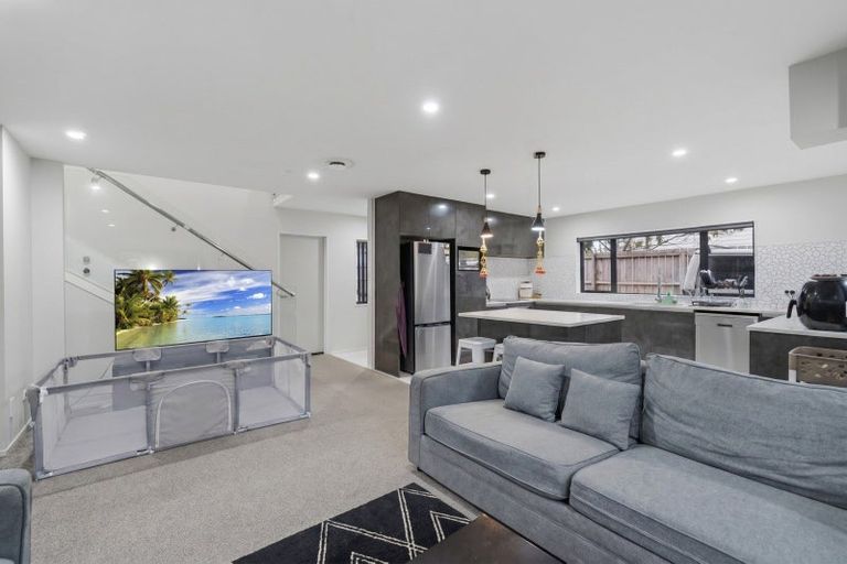 Photo of property in 38c Alma Crescent, Papakura, 2110