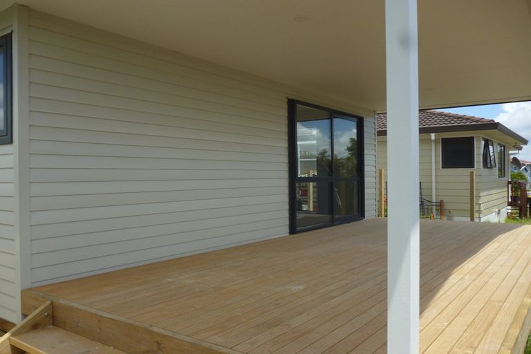 Photo of property in 19 Penion Drive, Flat Bush, Auckland, 2023