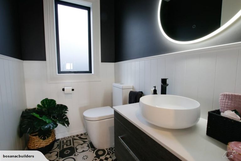 Photo of property in 6 Walter Lawry Road, Paerata, Pukekohe, 2124