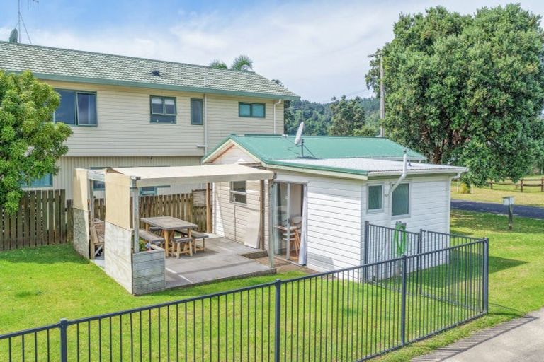 Photo of property in 211a The Square, Whangamata, 3620