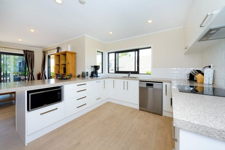 Photo of property in 7 Drysdale Place, Somerville, Auckland, 2014