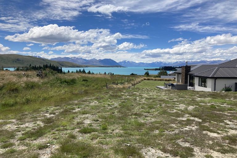 Photo of property in 28 Mistake Drive, Lake Tekapo, 7999