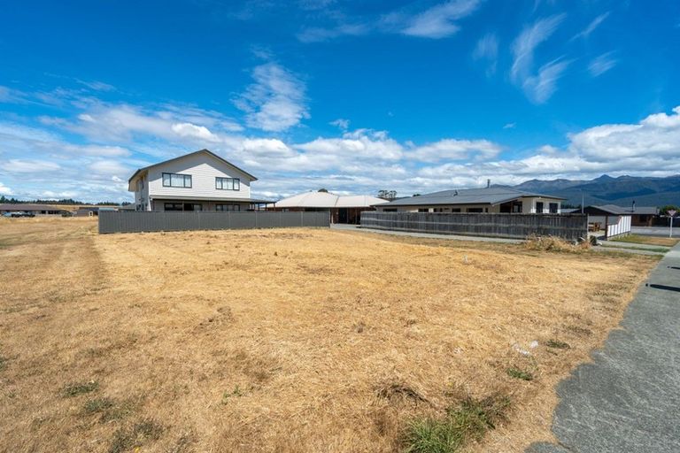Photo of property in 10 Takahe Lane, Te Anau, 9679