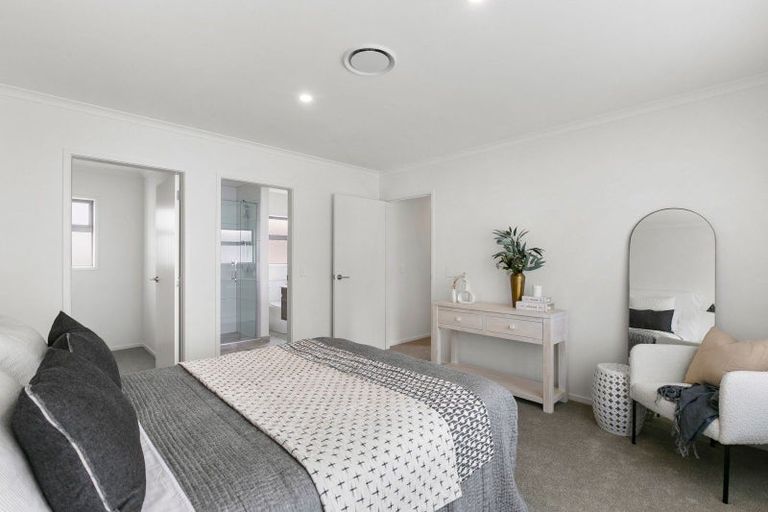 Photo of property in 15 Bulkeley Terrace, New Plymouth, 4310