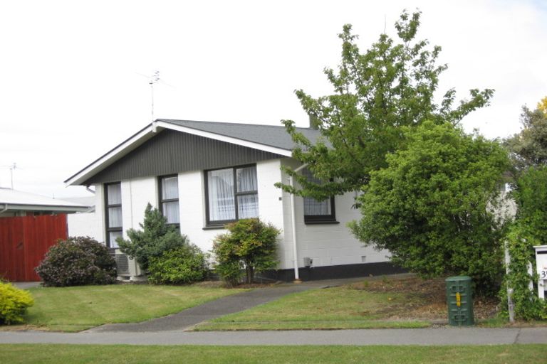 Photo of property in 33 Arran Crescent, Woolston, Christchurch, 8062