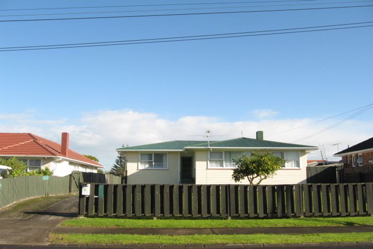 Photo of property in 14 Tyrone Street, Otara, Auckland, 2023