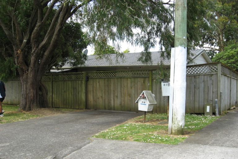 Photo of property in 1/23 Woodward Avenue, Mangere Bridge, Auckland, 2022