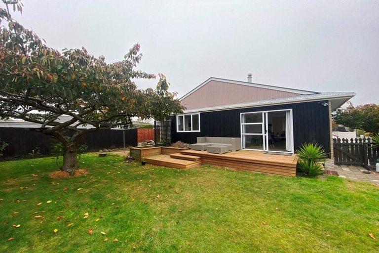 Photo of property in 19 Helmsdale Street, Burwood, Christchurch, 8083