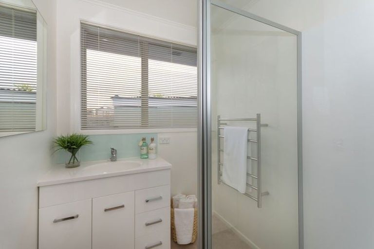 Photo of property in 26 Goodwin Drive, Rosehill, Papakura, 2113