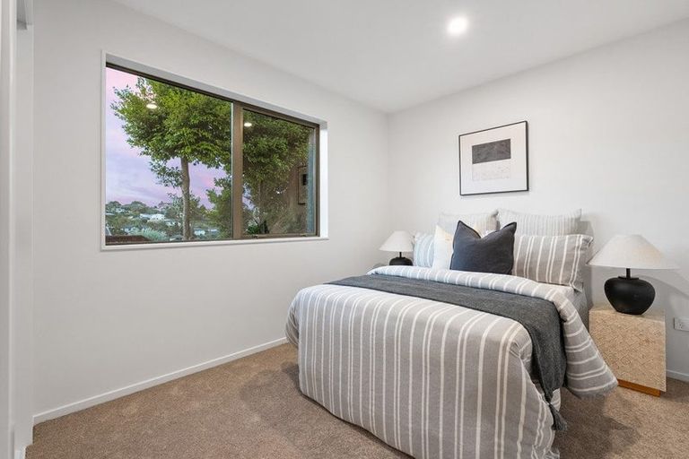 Photo of property in 144a Oaktree Avenue, Browns Bay, Auckland, 0630