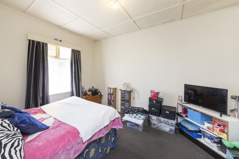 Photo of property in 1a Collins Crescent, Feilding, 4702