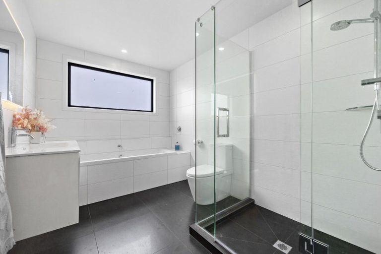 Photo of property in 160 Batty Road, Kingseat, Papakura, 2580