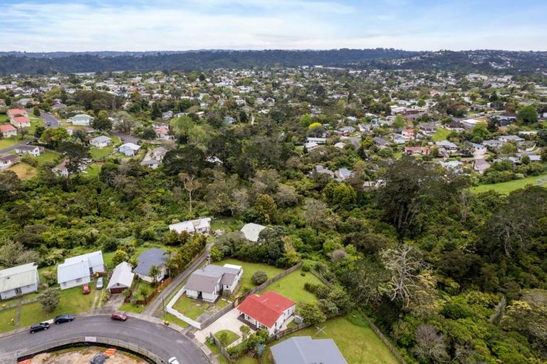 Photo of property in 59 Taurus Crescent, Beach Haven, Auckland, 0626