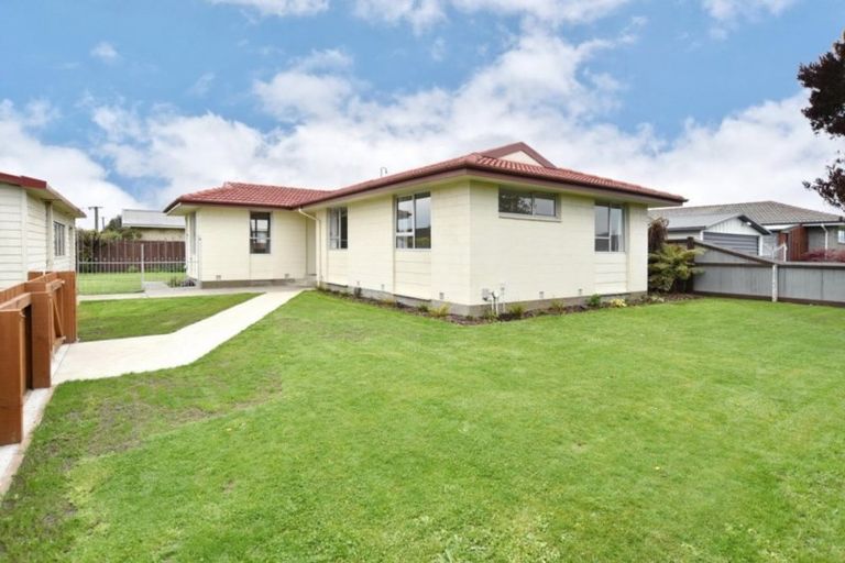 Photo of property in 42 Trevor Street, Hornby, Christchurch, 8042