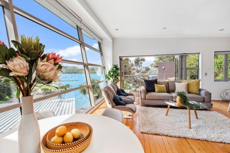 Photo of property in 414a Evans Bay Parade, Hataitai, Wellington, 6021