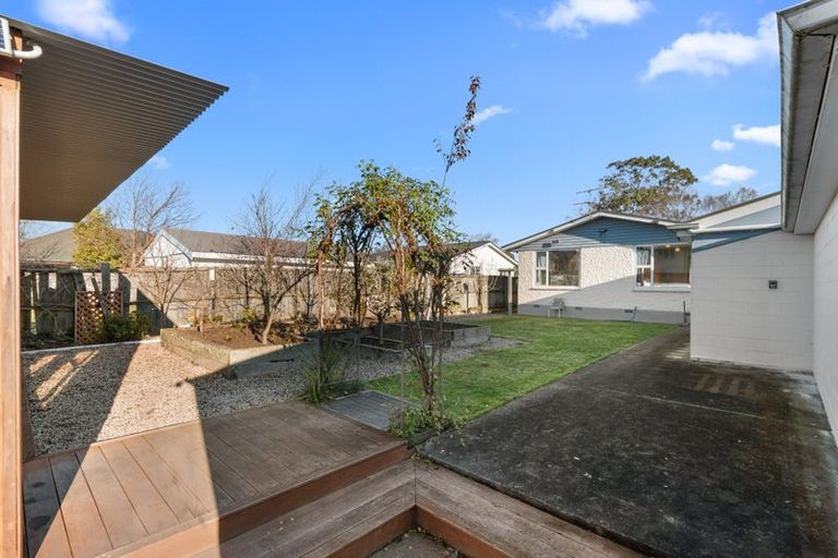 Photo of property in 424 Memorial Avenue, Burnside, Christchurch, 8053
