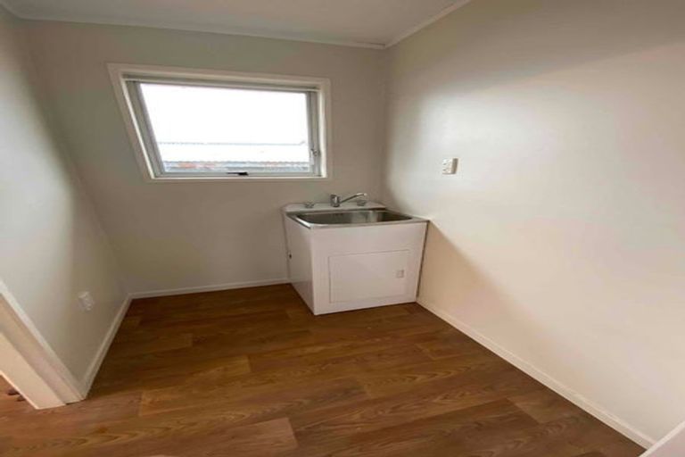 Photo of property in 15a Lanark Street, Mosgiel, 9024