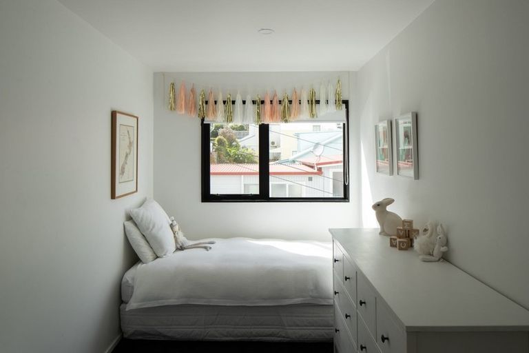 Photo of property in 1a Port Street, Mount Victoria, Wellington, 6011