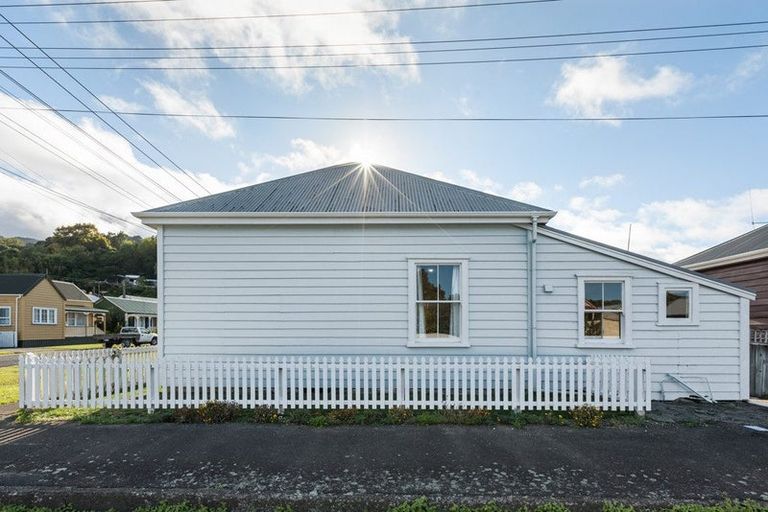 Photo of property in 300 Williamson Street, Thames, 3500