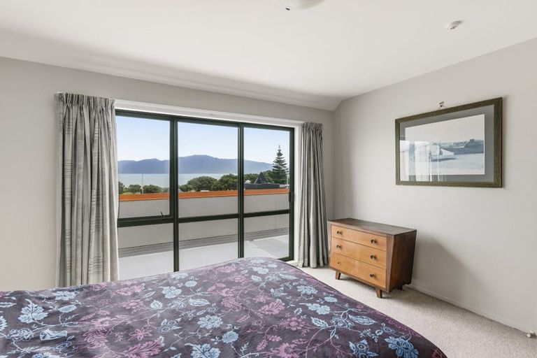 Photo of property in 3b/25 Maclean Street, Paraparaumu Beach, Paraparaumu, 5032