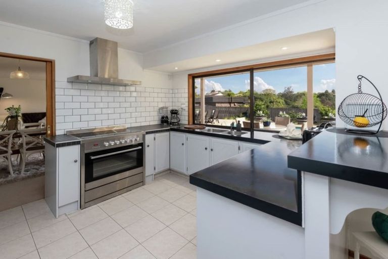 Photo of property in 36 Galloway Crescent, Farm Cove, Auckland, 2012