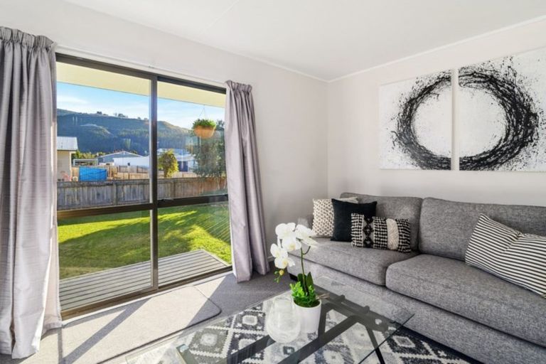 Photo of property in 41c Kawaha Point Road, Fairy Springs, Rotorua, 3015