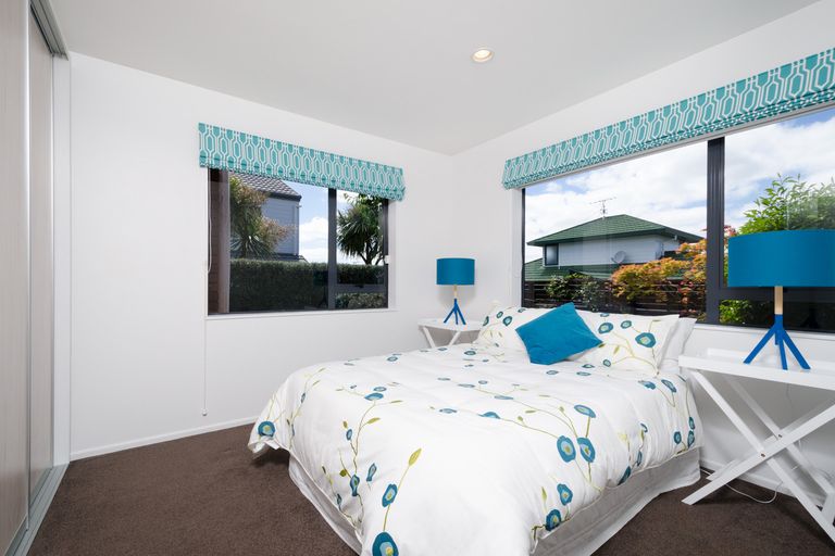 Photo of property in 14 Lesa Annis Place, Henderson, Auckland, 0612
