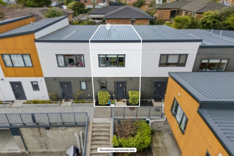 Photo of property in Rf202b, 17/18 Hewlett Road, Massey, Auckland, 0614