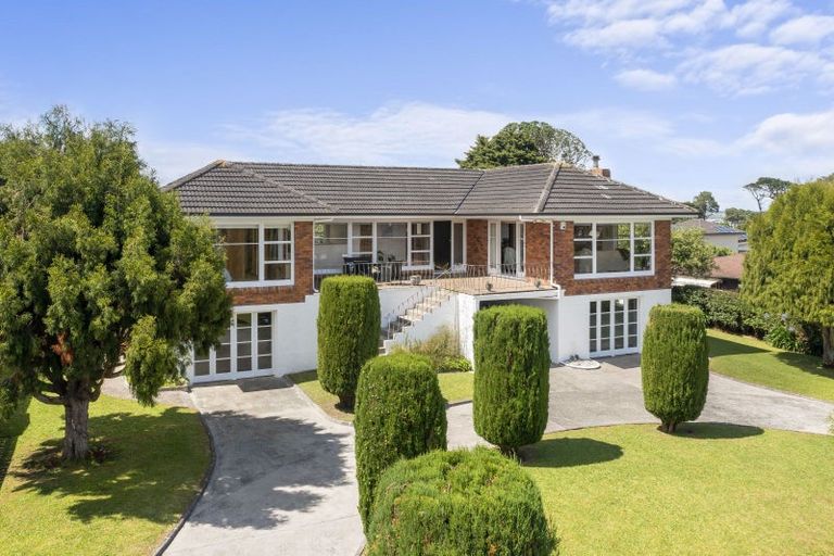 Photo of property in 100 Palmers Road, Clendon Park, Auckland, 2103