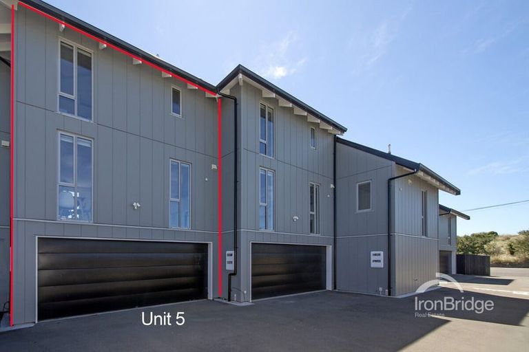 Photo of property in 5/246 Marine Parade, New Brighton, Christchurch, 8061