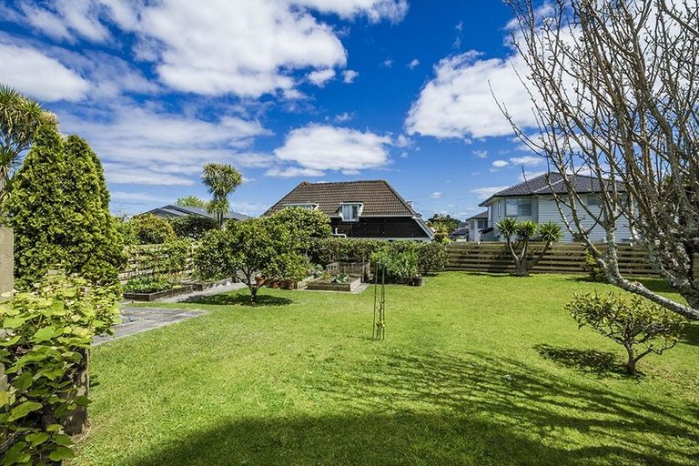 Photo of property in 4/90 Kitchener Road, Milford, Auckland, 0620