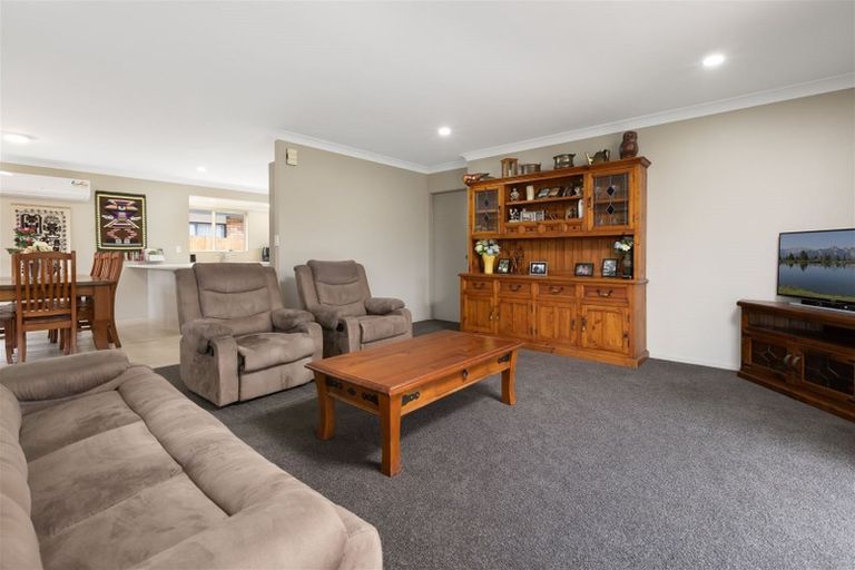 Photo of property in 108 Pacific View Road, Papamoa Beach, Papamoa, 3118