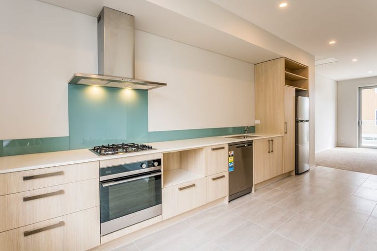 Photo of property in 8 Ceramic Lane, New Lynn, Auckland, 0600