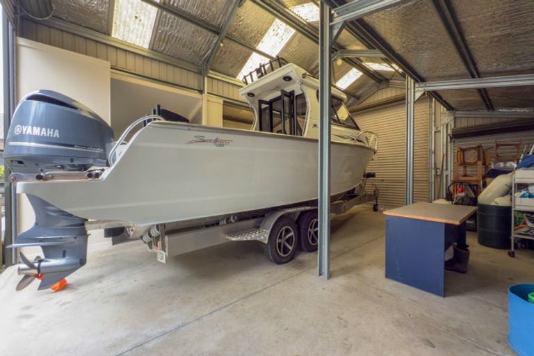 Photo of property in 128 Kiwi Road, Whangamata, 3620