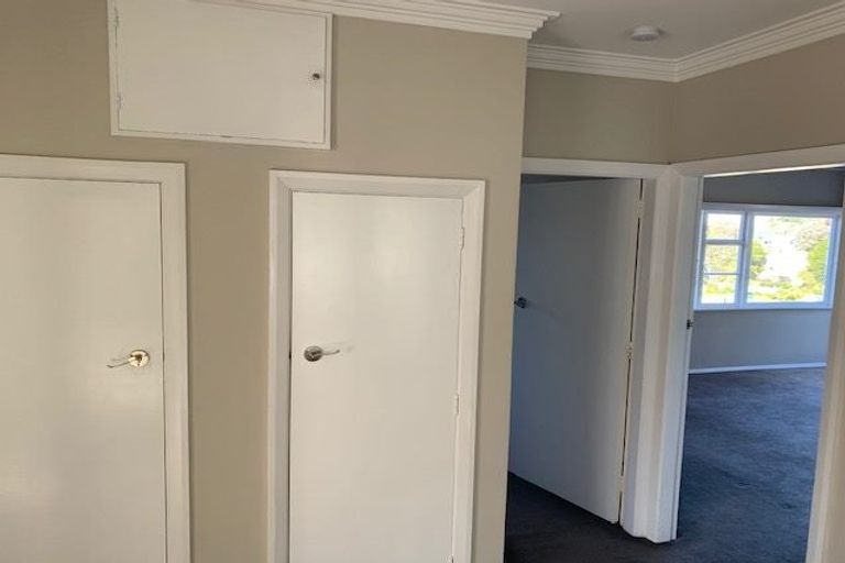 Photo of property in 28 Baroda Street, Khandallah, Wellington, 6035