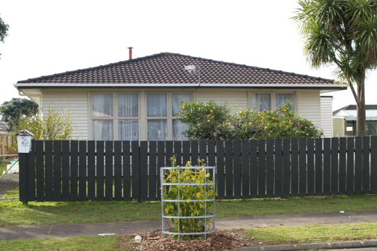 Photo of property in 41 Steven Street, Mangere East, Auckland, 2024