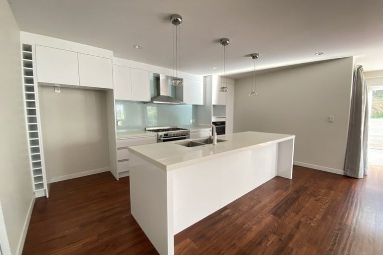 Photo of property in 43 Remuremu Street, Long Bay, Auckland, 0630