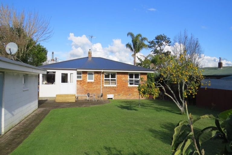 Photo of property in 21 Casper Street, Fairfield, Hamilton, 3214