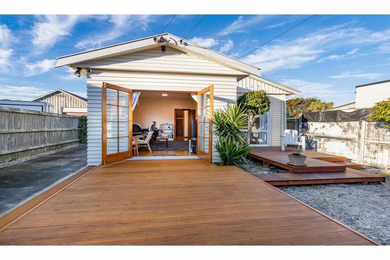 Photo of property in 187 Union Street, New Brighton, Christchurch, 8061